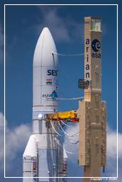 Transfert d’Ariane 5 V209 vers la zone de lancement (299)