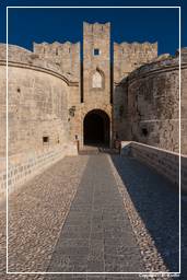 Rhodes (876) Murs médiévaux