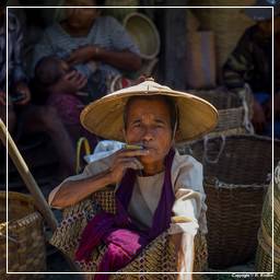Birmanie (601) Inle - Market