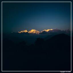 Annapurna Fernwanderweg (37) Manaslu (8.163 m)