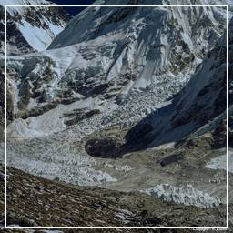 Khumbu (326) Icefall