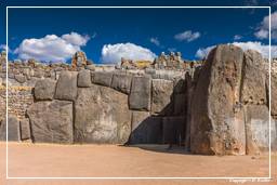 Saqsaywaman (49) Murs de la forteresse inca de Sacsayhuamán