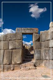 Saqsaywaman (65) Murs de la forteresse inca de Sacsayhuamán