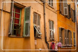 Old Nice, Nice (352)