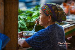 Cacao market, Cacao (303)