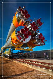 Soyuz VS01 roll-out (245)