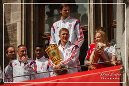 Bastian Schweinsteiger, FC Bayern Munich - Double 2014 (927)