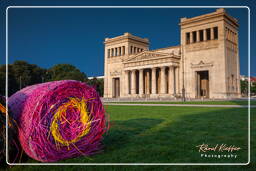 Bale Harvest - Michael Beutler, Königsplatz (46)