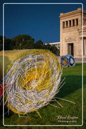 Königsplatz (79) Bale Harvest - Michael Beutler