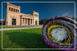 Königsplatz (117) Récolte des Balles - Michael Beutler