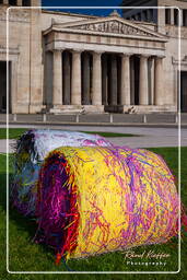 Königsplatz (228) Récolte des Balles - Michael Beutler