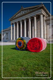 Bale Harvest - Michael Beutler, Königsplatz (365)