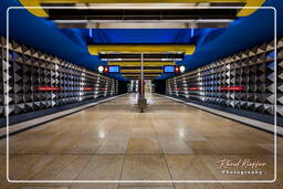 Olympia-Einkaufszentrum, Subway (Munich) (162)