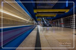 Olympia-Einkaufszentrum, Subway (Munich) (326)