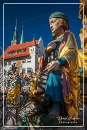 Nuremberg (326) Schöne Brunnen