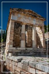 Delfi (15) Tesoro degli Ateniesi