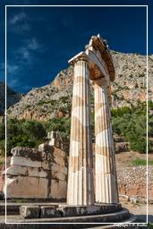 Delphes (350) Tholos au sanctuaire d’Athéna Pronaia