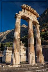 Delphi (437) Tholos im Heiligtum der Athena Pronaia