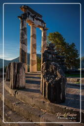 Tholos at Sanctuary of Athena Pronaia, Delphi (461)