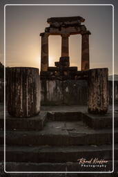 Tholos at Sanctuary of Athena Pronaia, Delphi (463)