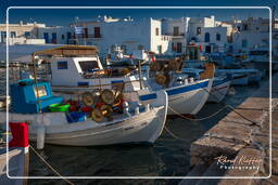 Naoussa, Paros (1151)