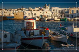 Paros (1212) Naoussa