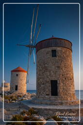 Rhodes (58) Mandraki harbour