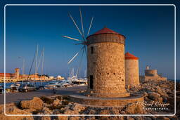 Rhodes (65) Mandraki harbour