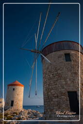 Rhodes (121) Mandraki harbour