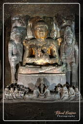 Grottes d’Ajanta (92) Grotte 4 (Vihara)