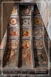 Cave 10 (Chaitya), Ajanta Caves (252)