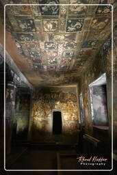 Cave 17, Ajanta Caves (367)