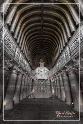 Ajanta-Höhlen (498) Höhle 26