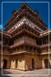 Bir Singh Deo Palace, Datia (46)