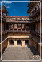 Bir Singh Deo Palace, Datia (68)