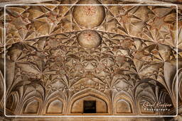 Bir Singh Deo Palace, Datia (83)