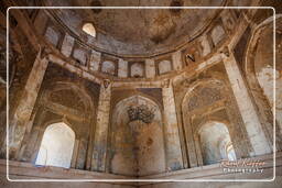 Mehrauli archaeological park (88)