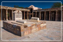 Qutb Minar (57)