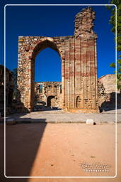 Qutb Minar (144)