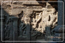 Grotte 16 (Temple de Kailâsanâtha), Grottes d’Ellora (9)
