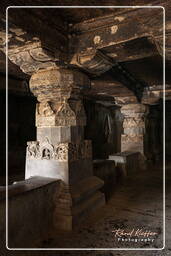 Cuevas de Ellora (64) Cueva 16 (Templo de Kailāsanātha)