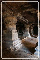 Cuevas de Ellora (66) Cueva 16 (Templo de Kailāsanātha)