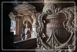 Grotte 32 (Indra Sabha), Grottes d’Ellora (293)