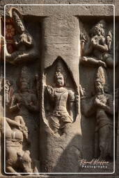 Grotte 16 (Temple de Kailâsanâtha), Grottes d’Ellora (366)