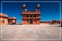 Diwan-i-Khas, Fatehpur Sikri (120)