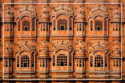 Jaipur (592) Hawa Mahal (Palast der Winde)