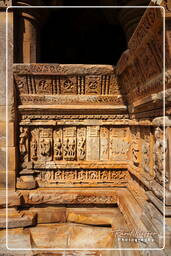 Sahasra Bahu Temples, Nagda (21)