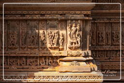 Sahasra Bahu Temples, Nagda (97)