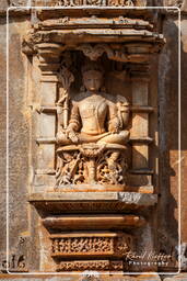 Sahasra Bahu Temples, Nagda (105)