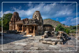 Sahasra Bahu Temples, Nagda (120)